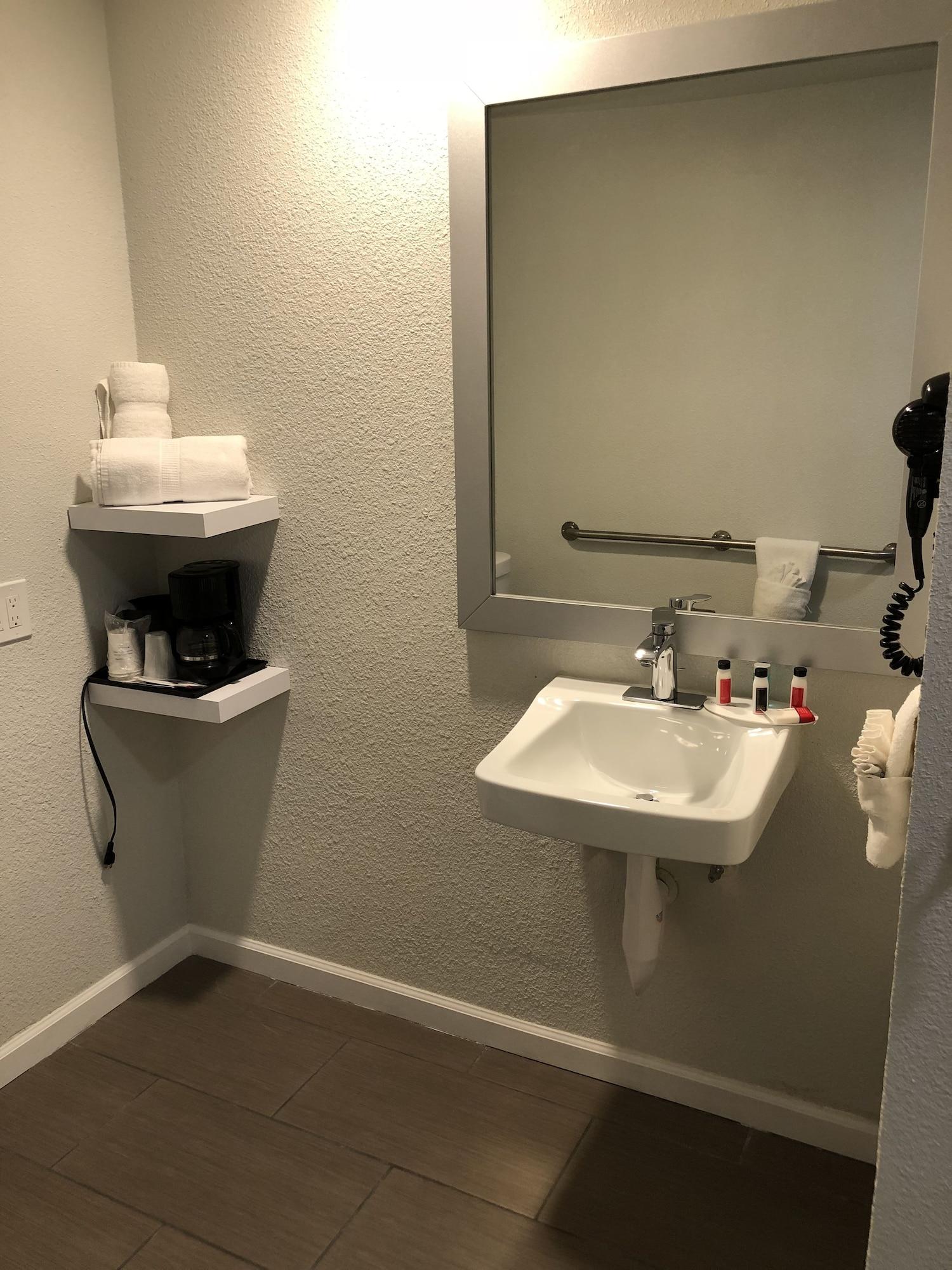 Rodeway Inn Milpitas Near Great Mall Екстер'єр фото