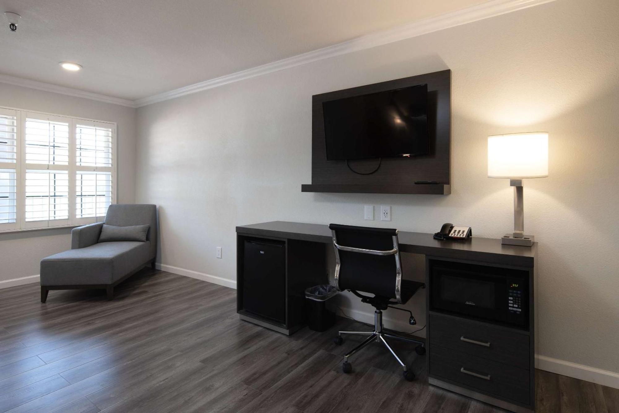Rodeway Inn Milpitas Near Great Mall Екстер'єр фото